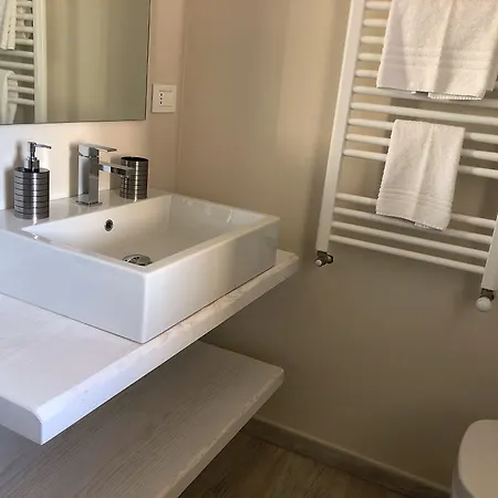 Pirignano 3* פוליניו