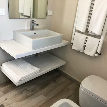 Pirignano לינה וארוחת בוקר 3*