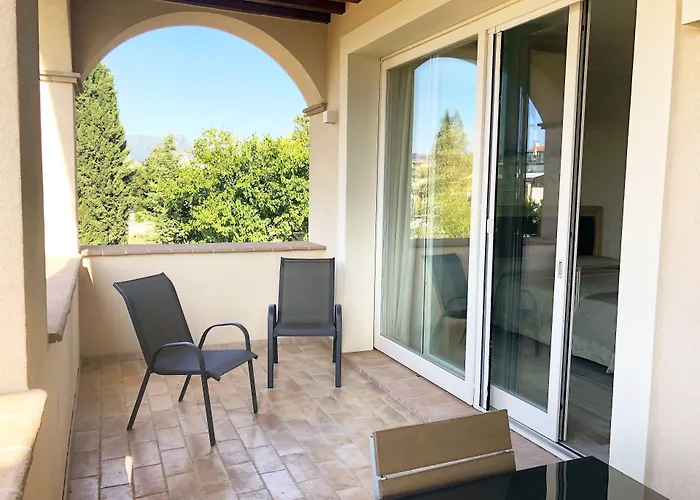 فندق مبيت وإفطار Pirignano فولينيو